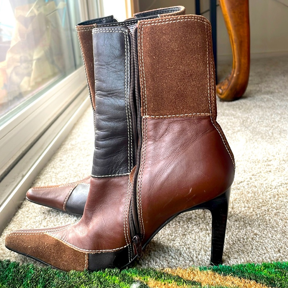 [SOLD] Brown and black ankle boots with 4” heel